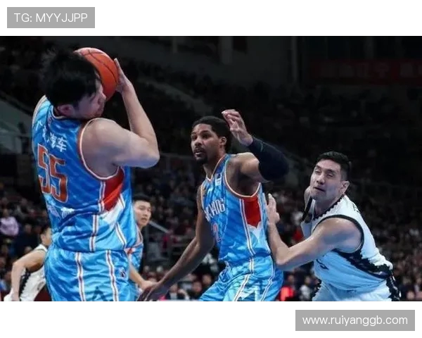 新疆广汇全力迎战劲敌巅峰对决展现球队实力与荣耀争锋