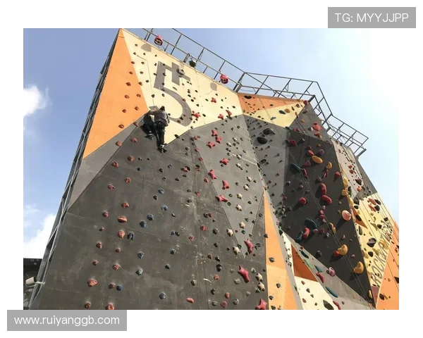 南京攀岩队意识变革引发热议探索攀岩运动的新未来与发展方向